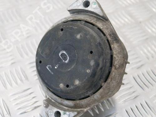 Used Engine mount BMW 3 Touring (E91) 320 i (156 hp) 8827257