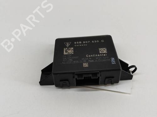 Used Electronic module Electronic module PORSCHE MACAN (95B) 3.0 S Diesel (258 hp) 17444386 17444386