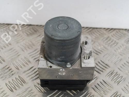 Used ABS pump AUDI A4 B8 Avant (8K5) 2.0 TFSI (211 hp) 6738479