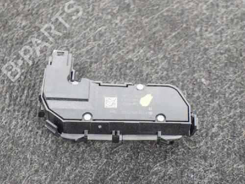 Switch MERCEDES-BENZ C-CLASS (W205) C 220 d 4-matic (205.005) | BP6759237I30 