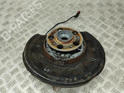 right-rear-steering-knuckle-mercedes-benz-cls-c218-2011-2012-2013-2014-2015-2016-2017-25217233 main image