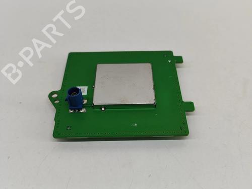 Antenne/Steun TESLA MODEL 3 (5YJ3) EV AWD (351 hp) 27770688