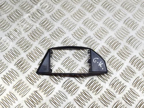 BP27763996O1 main image