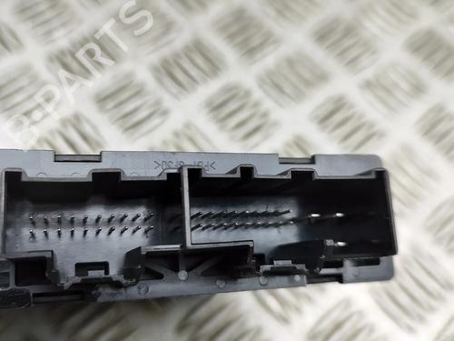 Left front window motor VOLVO XC40 (536) B4 Mild-Hybrid | BP33379435E21  - Image 5