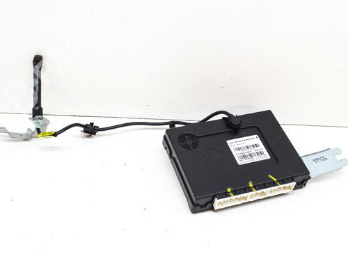 control-unit-hyundai-i30-gd-14-hyundai-95400-a6825-2011-9629471 main image