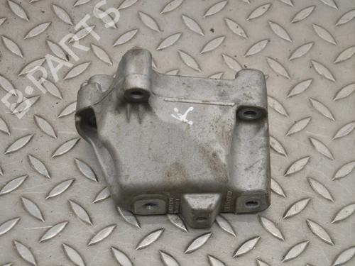 Used Support VW GOLF VIII (CD1, DA1) 1.0 TSI (110 hp) 30238735