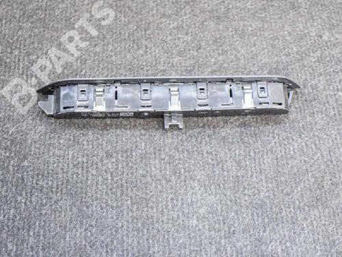 Switch BMW 6 Gran Turismo (G32) 640 i | BP8833988I30 