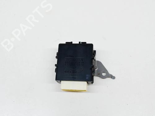 Used Electronic module TOYOTA C-HR (_X1_) 1.8 Hybrid (ZYX10_, ZYX11_, ZYX10R, ZYX11R) (122 hp) 20209558