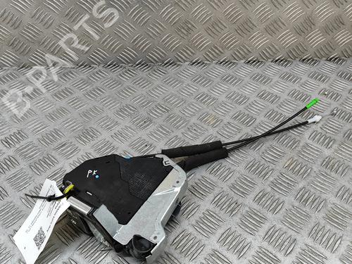 front-left-lock-toyota-corolla-estate-_e21_-2019-27788834 main image