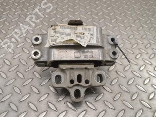 Used Engine mount BMW 3 Gran Turismo (F34) 320 d xDrive (190 hp) 30228832
