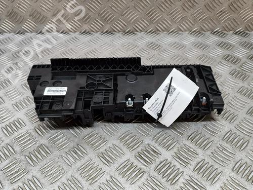 Fuse box MERCEDES-BENZ EQV (W447) EQV 250 (447.813, 447.815) | BP27772431E1