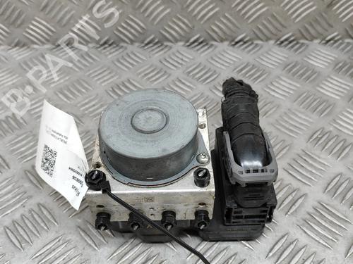 Used ABS pump TOYOTA COROLLA Estate (_E21_) 2.0 Hybrid (MZEH12) (180 hp) 28432498