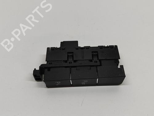 Used Switch VW GOLF VII (5G1, BQ1, BE1, BE2) e-Golf (136 hp) 27394093
