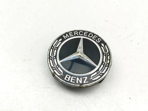 Hjulkapsel Hjulkapsel MERCEDES-BENZ GLC (X253) 220 d 4-matic (253.915) (194 hp) 33395388 33395388