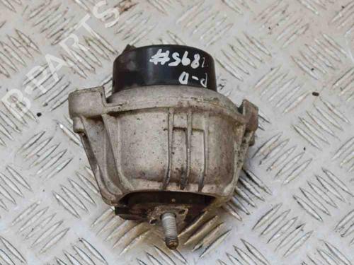 Used Engine mount BMW 3 (E90) 325 i (218 hp) 6733401