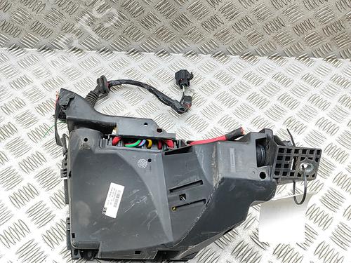 Fuse box LAND ROVER RANGE ROVER EVOQUE (L538) 2.0 D 4x4 | BP39930305E1 - Image 2