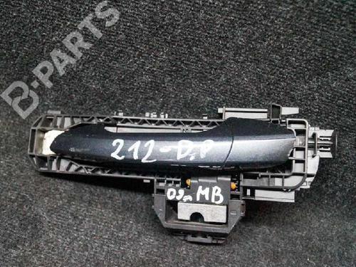 Used Front right exterior door handle MERCEDES-BENZ E-CLASS T-Model (S212) E 200 CGI (212.248) (184 hp) 6717954