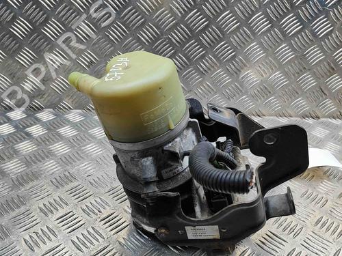 Used Steering pump VOLVO V70 III (135) D4 (181 hp) 29829789