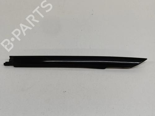 Dørliste Dørliste LAND ROVER RANGE ROVER VELAR (L560) 2.0 D240 SD4 4x4 (241 hp) 16194780 16194780