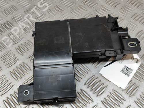 Used Fuse box VOLVO XC40 (536) Recharge AWD (408 hp) 28552504