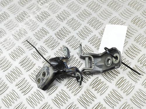 Dørhængsel/Dørbegrænser Dørhængsel/Dørbegrænser NISSAN JUKE (F16_) DIG-T 117 (117 hp) 35957668 35957668