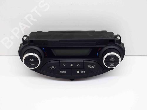 Used Climate control TOYOTA YARIS (_P13_) 1.5 Hybrid (NHP130_) (101 hp) 10074354