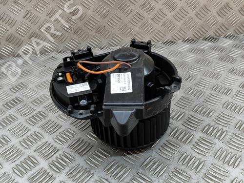 Used Heater blower motor MERCEDES-BENZ CLA Coupe (C117) CLA 180 (117.342) (122 hp) 18605232