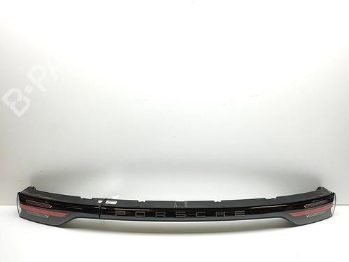 Rear center light PORSCHE CAYENNE Coupe (9YB) 3.0 E-Hybrid AWD | BP38017981I39 - Image 1