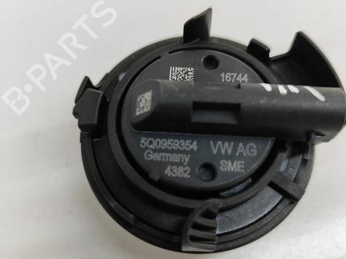 Electronic sensor VW T-ROC (A11, D11) 1.0 TSI | BP24581563M84  - Image 5