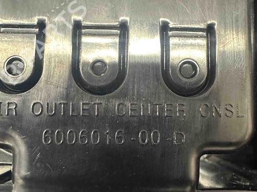 Luftventil TESLA MODEL S (5YJS) 75D AWD | BP30245049I21 