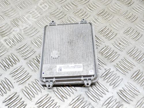 Used Electronic module Electronic module TESLA MODEL S (5YJS) 90D AWD (422 hp) 10072661 10072661