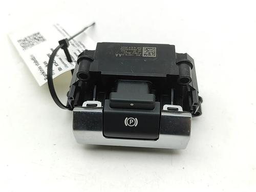 switch-land-rover-discovery-sport-l550-2014-33393206 main image