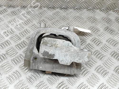 Used Engine mount SKODA SUPERB III Estate (3V5) 2.0 TDI 4x4 (150 hp) 26524165