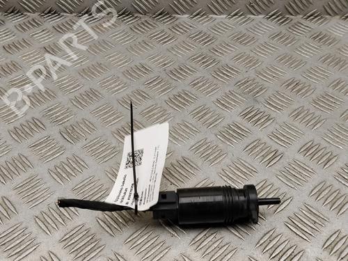 Used Washer pump Washer pump MERCEDES-BENZ CLA (C118) CLA 180 (118.384) (136 hp) 40071095 40071095