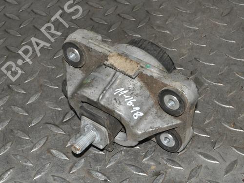 Used Engine mount LAND ROVER RANGE ROVER IV (L405) 4.4 SDV8 4x4 (340 hp) 30215195