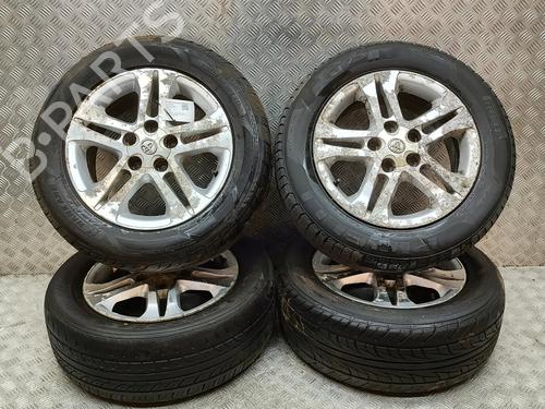 Used Wheel set Wheel set TOYOTA PREVIA II (_R3_) 2.0 D-4D (CLR30_, CLR30R) (116 hp) 24817753 24817753