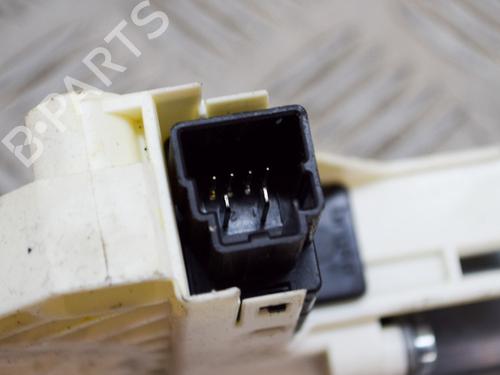 Left front window motor LAND ROVER DISCOVERY IV (L319) 3.0 SDV6 4x4 | BP9628023E21 