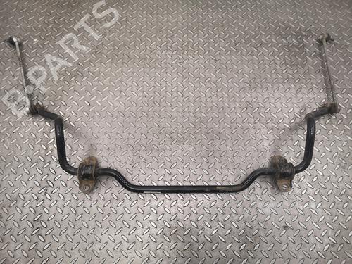 anti-roll-bar-jaguar-e-pace-x540-2017-33379316 main image