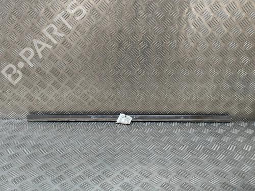 Dørliste Dørliste JEEP GRAND CHEROKEE III (WH, WK) 4.7 V8 4x4 (231 hp) 25218259 25218259