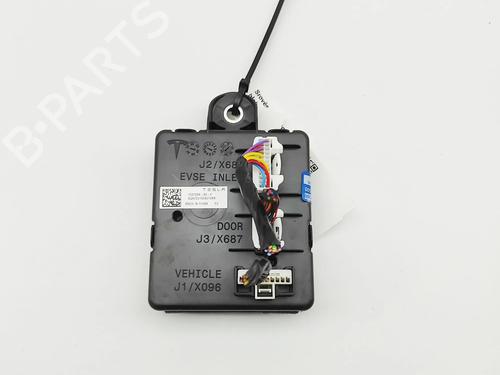 Electronic module TESLA MODEL 3 (5YJ3) EV | BP37445425M83 - Image 2