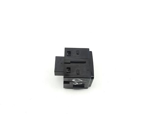Switch JAGUAR XE (X760) 2.0 D | BP38421862I30 - Image 2