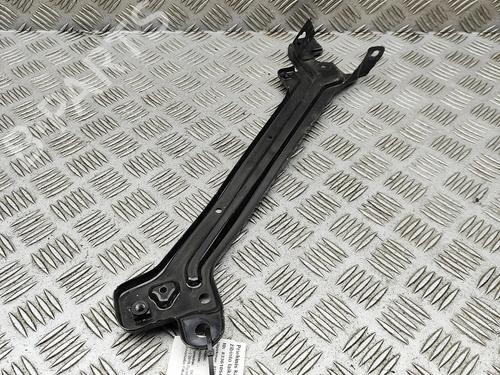 Venstre forlygtestøtte SKODA SUPERB III Estate (3V5) 2.0 TDI (150 hp) 31903046