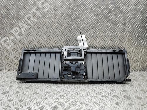 Used Grille Grille 37469266 37469266