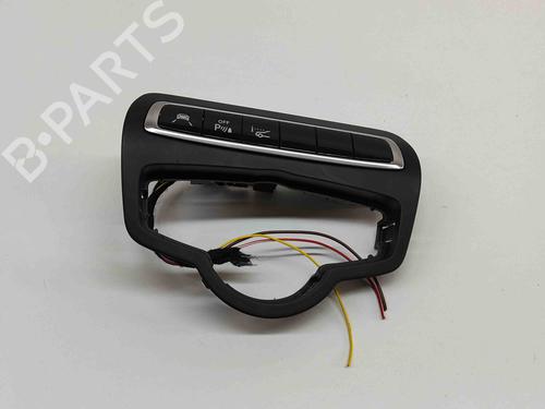 Used Switch MERCEDES-BENZ C-CLASS T-Model (S205) C 180 (205.240) (156 hp) 23865326