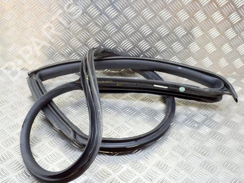 Rubber door seal MASERATI QUATTROPORTE VI 3.8 GT S | BP14628625C142