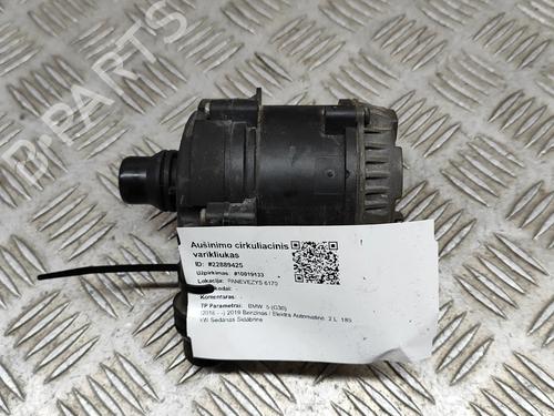 Used Auxiliary water pump BMW 5 (G30, F90) 530 e Plug-in-Hybrid xDrive (252 hp) 16537159