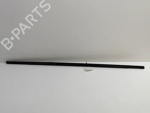 Dørliste VOLVO XC90 II (256) B5 Mild Hybrid AWD (250 hp) 28558870