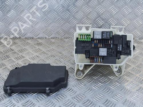 Used Fuse box Fuse box MERCEDES-BENZ C-CLASS T-Model (S205) C 220 BlueTEC / d (205.204) (170 hp) 6755139 6755139
