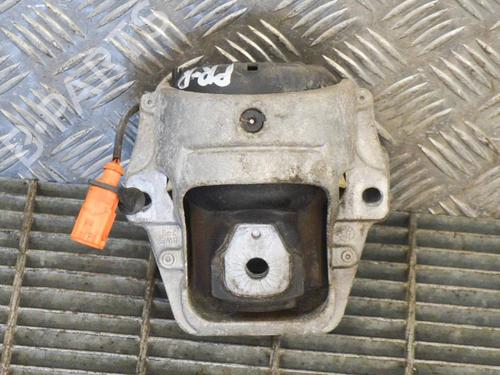 Used Engine mount Engine mount AUDI A5 Convertible (8F7) 2.0 TFSI (211 hp) 6749163 6749163