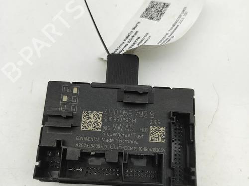 Used Electronic module Electronic module PORSCHE 718 BOXSTER (982) 2.5 S (982330, 982331) (350 hp) 33372958 33372958